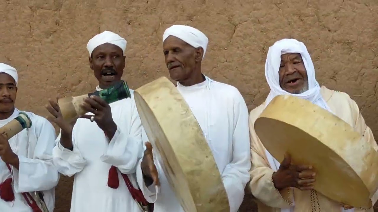 من روع قصائد رقصة السقل من أداء الشيخ محمد والمجموعة تفرج حتى الاخير