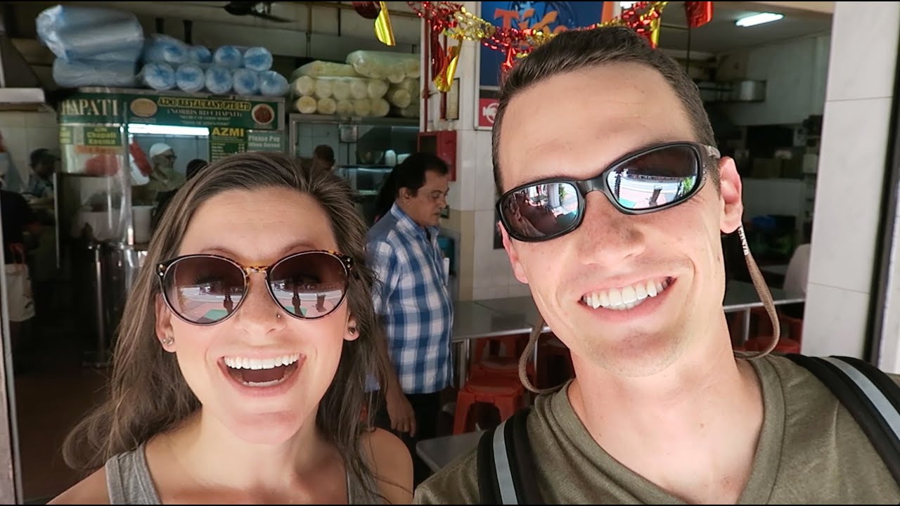 Learning to eat INDIAN FOOD in Singapore’s Little India