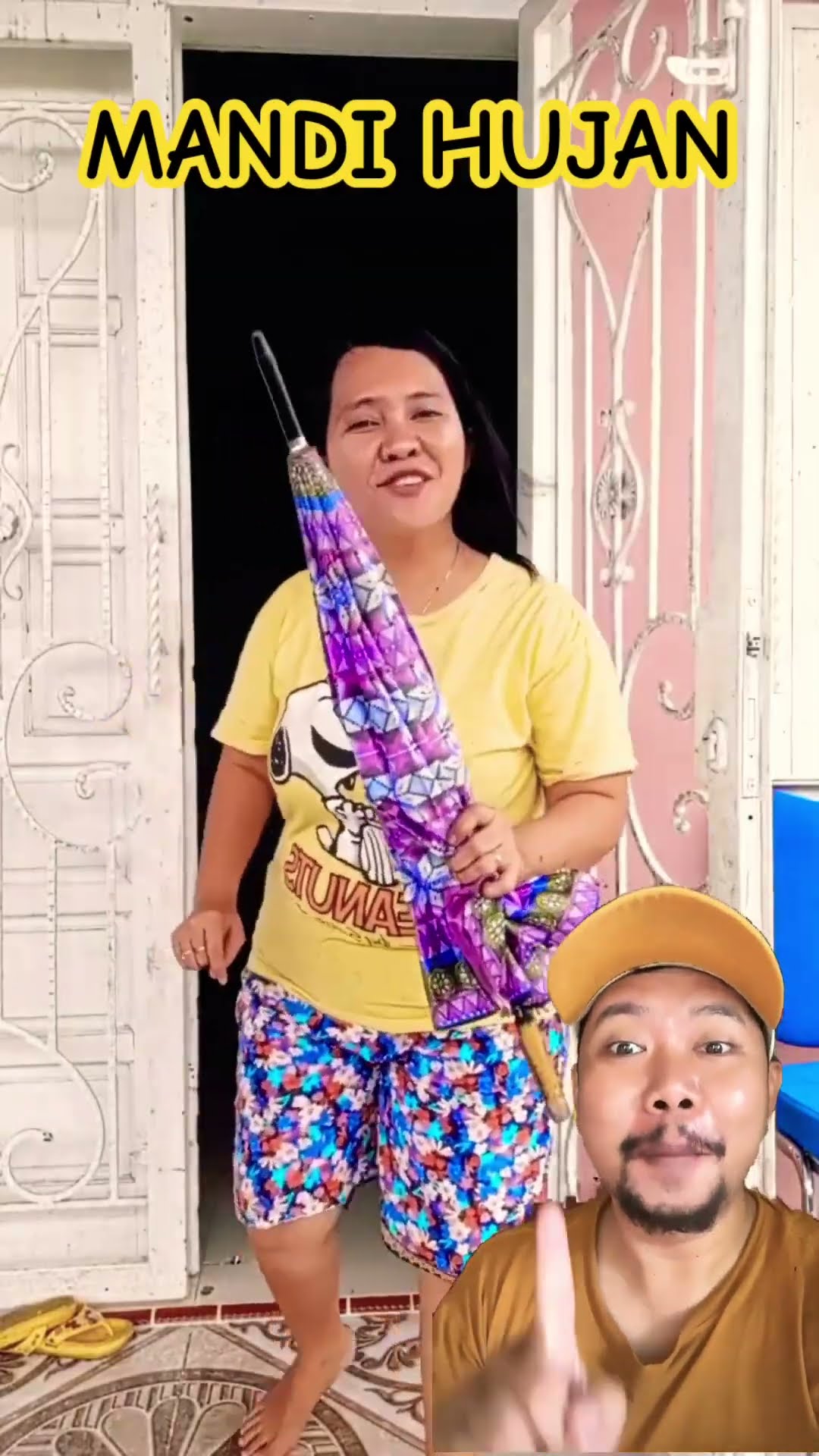 MANDI HUJAN PAKE PAYUNG!!!? #funny #cutebaby #comedy #feedshorts #shortvideo #shortsfeed