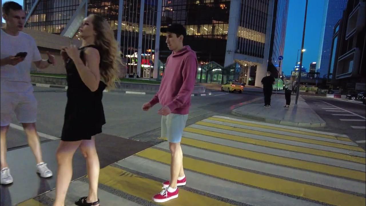 тротуар для детей. люди на улице города. люди на улице города. Always walk on streets. Always walk on streets.