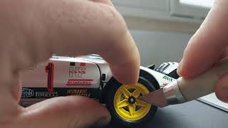 How to remove 1/18 Kyosho Lancia Stratos wheels (new rims)