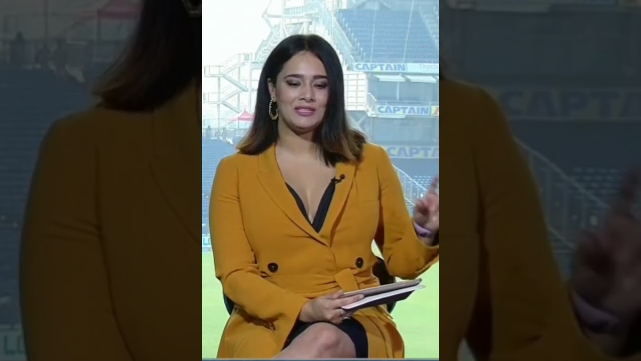 Mayanti Langer Boobs and Deep Cleavage - YouTube