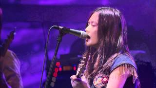Video thumbnail of "YUI - Get Back Home live"