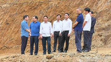 Gấp rút, khẩn trương đẩy nhanh tiến độ thi công các công trình, dự án trên địa bàn xã Tam Văn