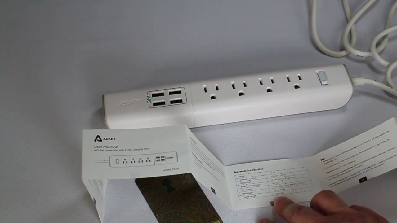 Review: AUKEY Power Strip with 4 20W/4A USB Ports & 4 Outlets and 5ft Power Cord USB Charger