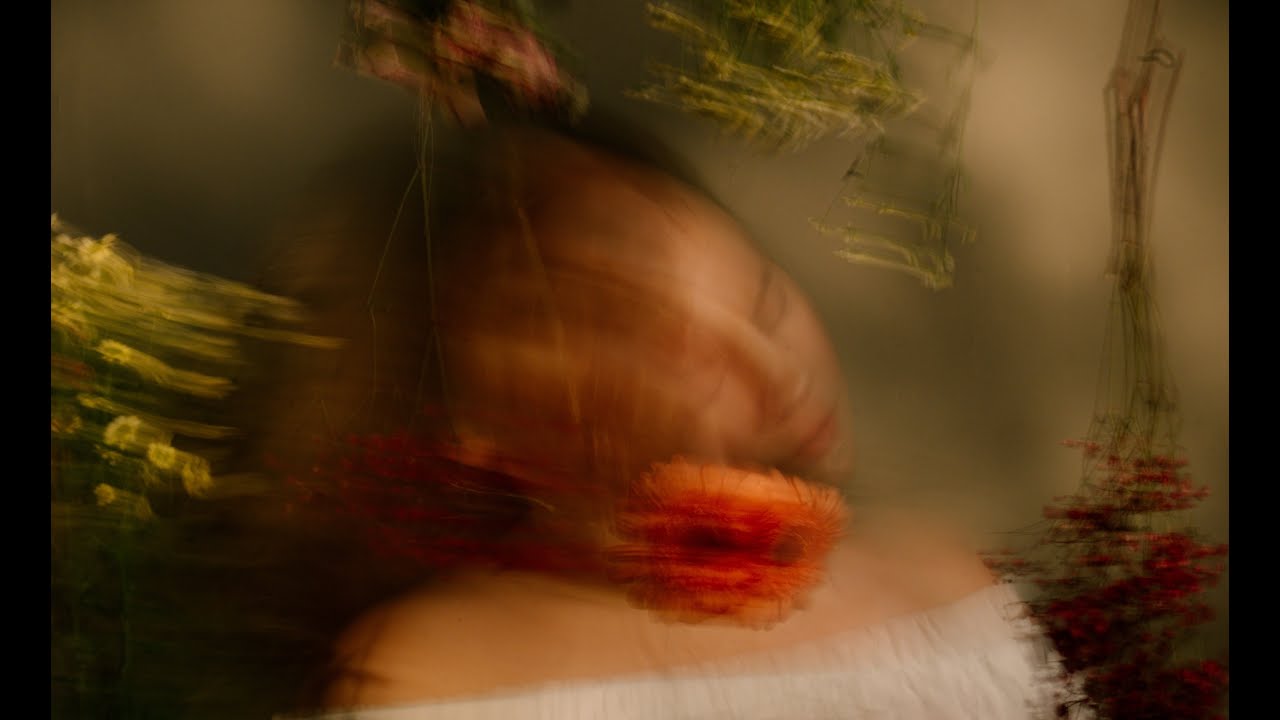 Iga Kozacka - Trzymaj za rękę (Official Vizualizer)