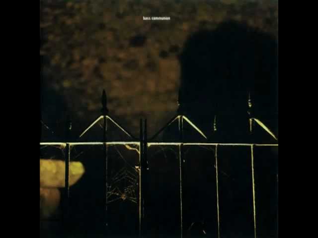 Guarda Bass Communion: Ghosts On Magnetic Tape I su YouTube Guarda Bass Communion: Ghosts On Magnetic Tape I su YouTube