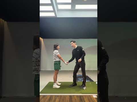 임팩트에서 힘을 사용 하려 하기 보다는 정확하게 맞추려고 <strong>노력</strong> 하기 보다는 과감함이 필요합니다!