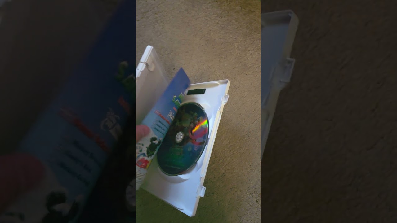 Mickey Mouse Clubhouse: Mickey Saves Santa and Other Mouseketales DVD Overview