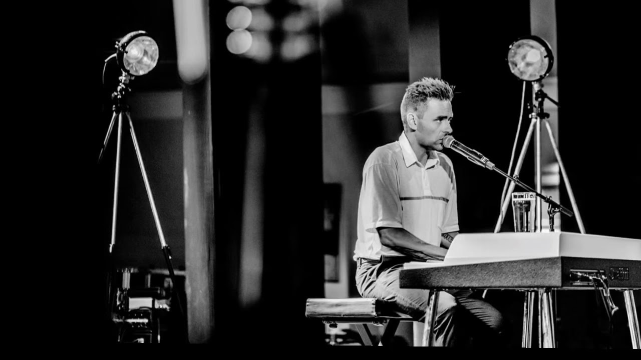 Simon Kvamm - Amsterdam - YouTube