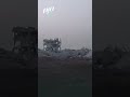 الاحتلال يـ.دمـ.ر مـ.قـ.بـ.رة البطش ويسرق جـ.ثـ.ث الغزيين!