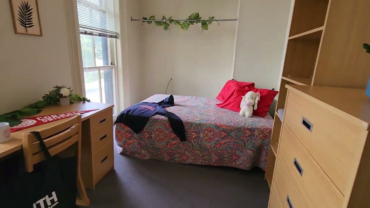 Collegetown 705 East Buffalo Street 2-Bedroom Tour: Apartment 2