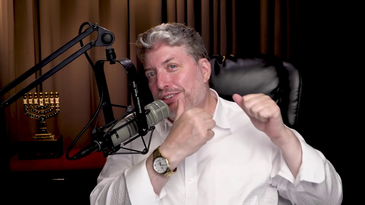 Rabbi Tovia Singer explains בְנֵי-הָאֱלֹהִים (beney ha-elohiym) or sons of God. Shocking!