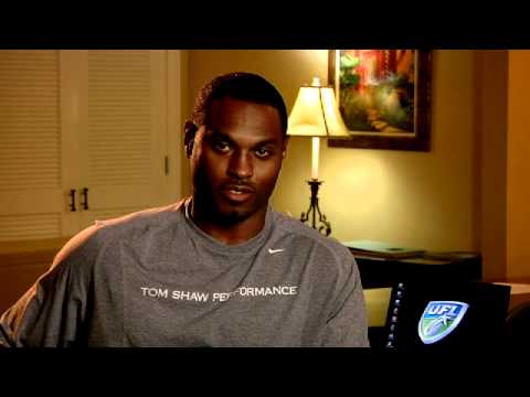 Outside the Huddle with the Florida Tuskers - Eps8.Seg1 - Cortez Hankton