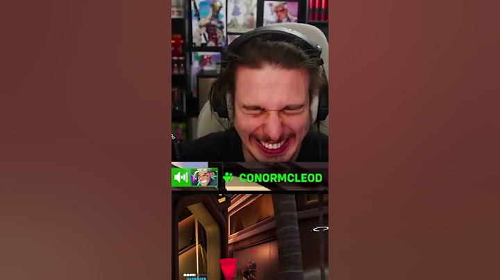 Hazard's Voice Actor is HILARIOUS in Overwatch 2! 😂