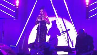 13 Heavy On My Heart + Stay - Anastacia live @ Palasport, Bolzano 06.04.16