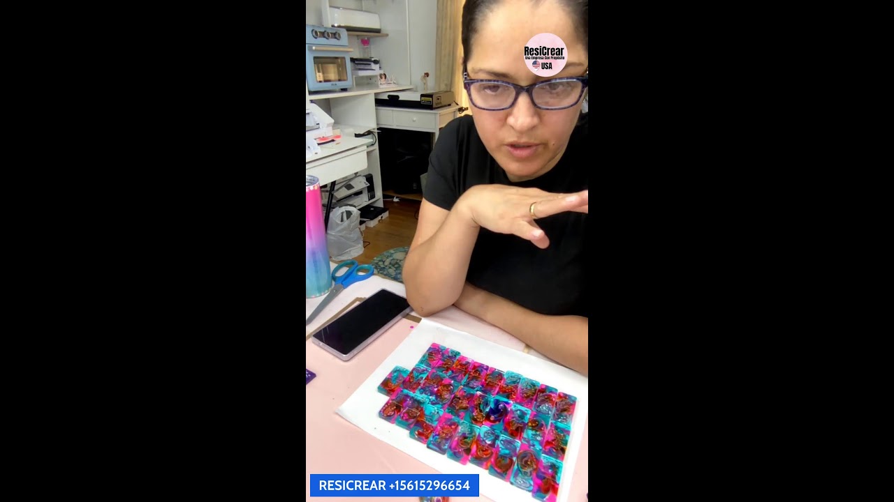 DESMOLDE CAJA DOMINÓ EFECTO PETRI II