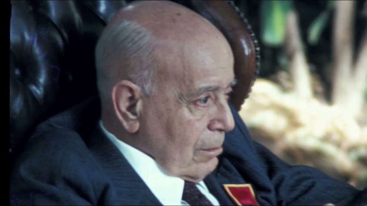 Dr. Plínio, o que o Sr. acha da criminalidade e da corrupção moral de hoje? Isto vai melhorar?