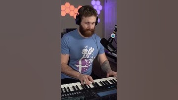 Thumbnail of Pro Pianist Surprises Girls with Killing Me Softly