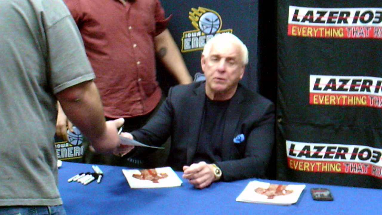 16 Time world Heavy Weight Champion Wrestler Ric Flair at Meet and