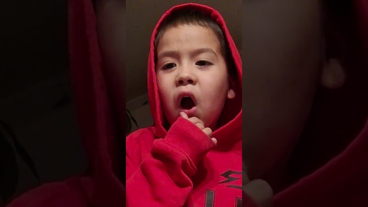 Hotsause taste testing Ft: My 6 year old cusions