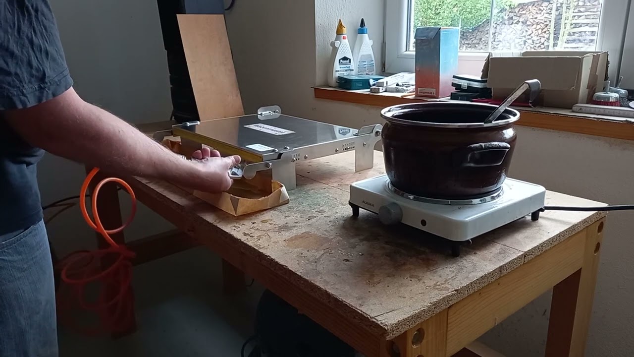 Wabenmaster Mittelwandpresse