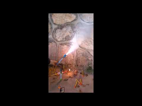 RACA NIEBIESKA FOOTBALL TORCH Video