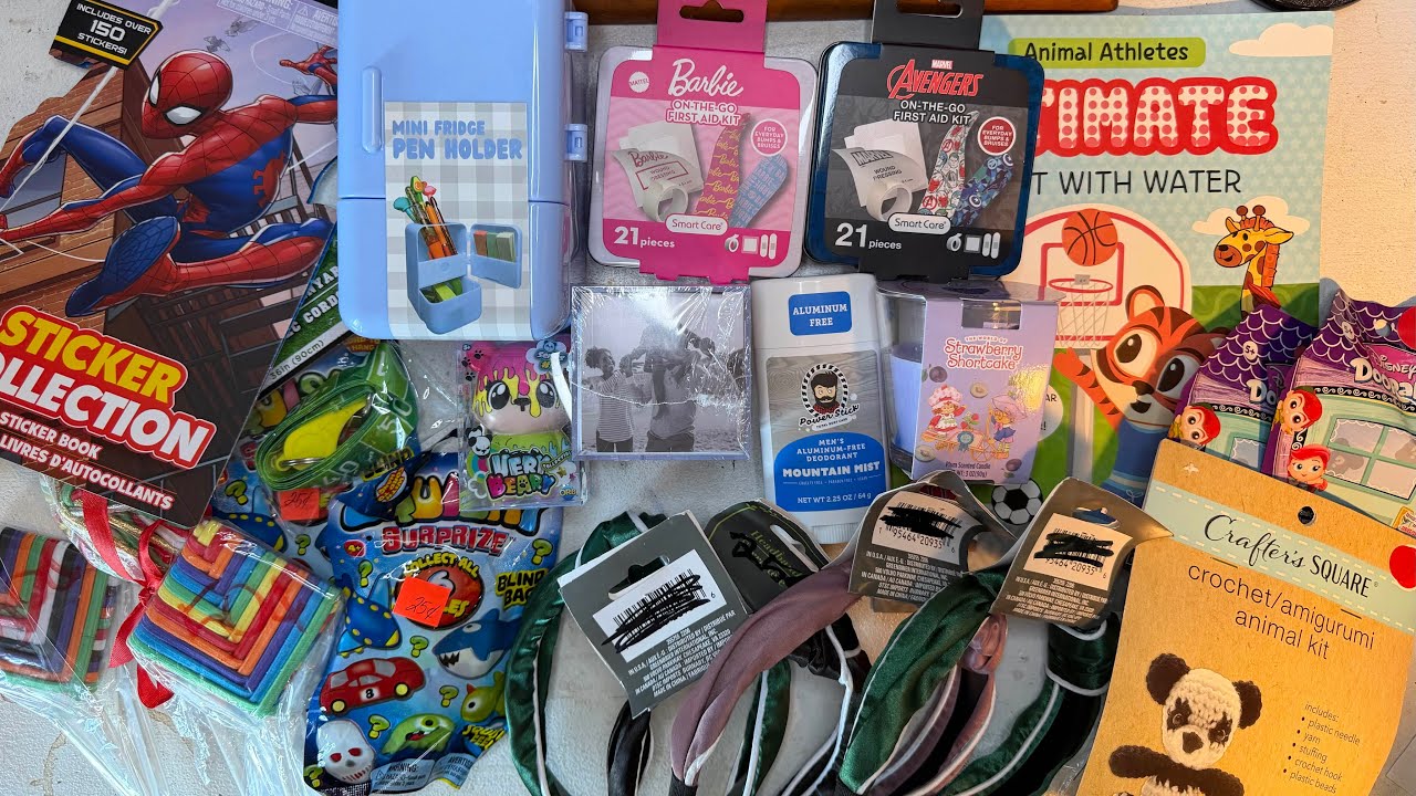 A HAPPY DOLLAR TREE HAUL/ I FOUND DOLLAR TREE CLEARANCE FOR OPERATION CHRISTMAS CHILD!!!