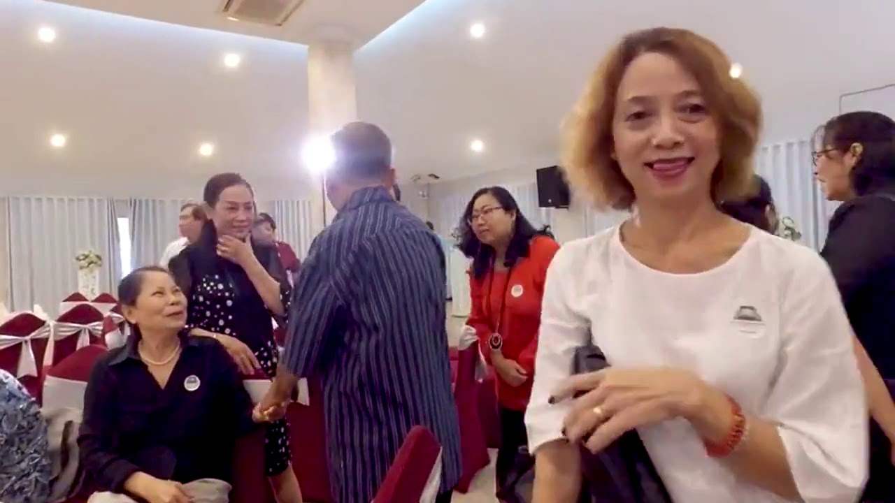 Hop Mat CHS LE QUY DON 1970 1982