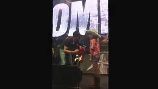 Dierks Bentley Gives my daughter the best birthday gift ever ! 9.25.2014 - Part 1