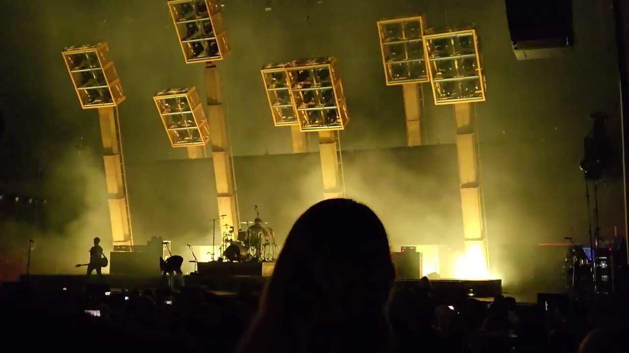 I'm Low on Gas and You Need a Jacket PIERCE THE VEIL I Can't Hear You World Tour Charlotte NC [4K]