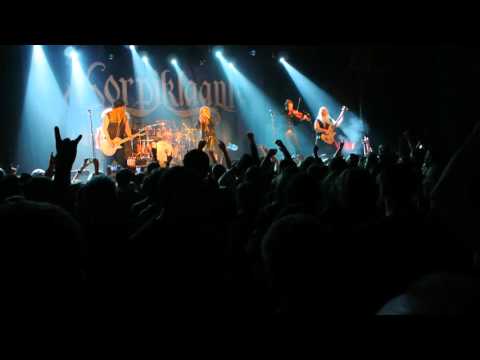 Korpiklaani - Viinamäen