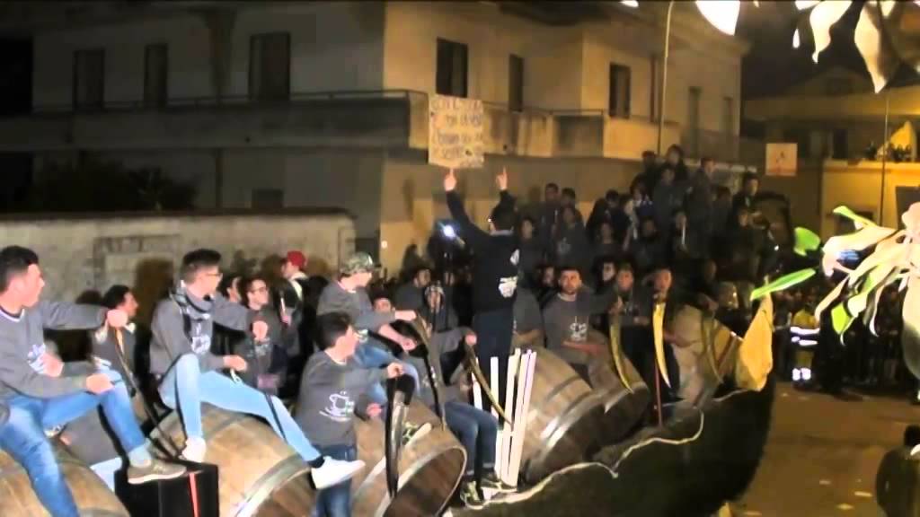 Festa di Sant'Antuono 2014 a Macerata Campania (Caserta): la sfilata delle Battuglie di Pastellessa