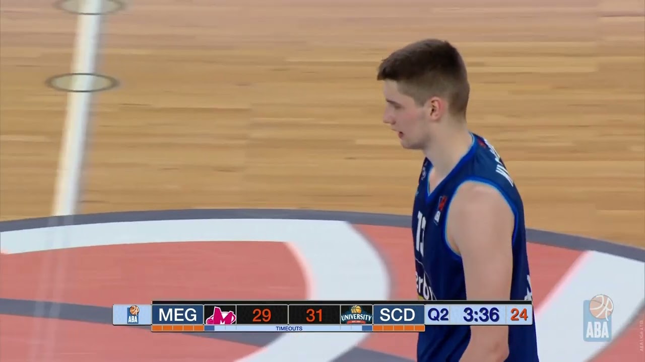 Nikola Jović protects the rim with a TWO-HANDED block (U19 Mega Mozzart - U19 SC Derby)