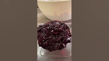 Жимолость с сахаром на зиму.