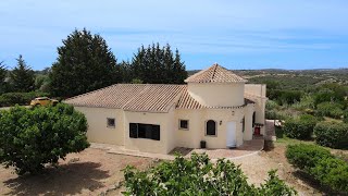 Charming Country Villa Just 10 Minutes Drive From the Beach for sale in Barão de São João, Algarve