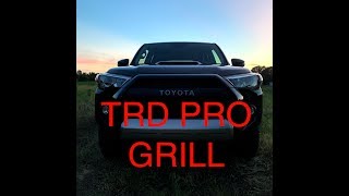 One of the easiest mods to do yourself. i install this trd pro grill
on a 2018 toyota 4runner offroad premium. if you have any questions
please comment below...