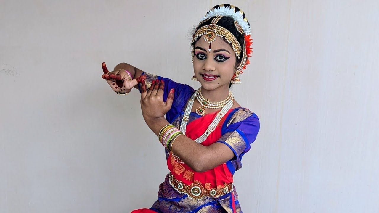 Aalokaye Sri Balakrishna #kuchipudidance #hasini #lordkrishna #classicaldance #TandavamDanceSchool