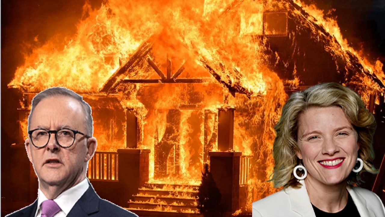 Австралийские политики отказываются решать жилищный кризис.