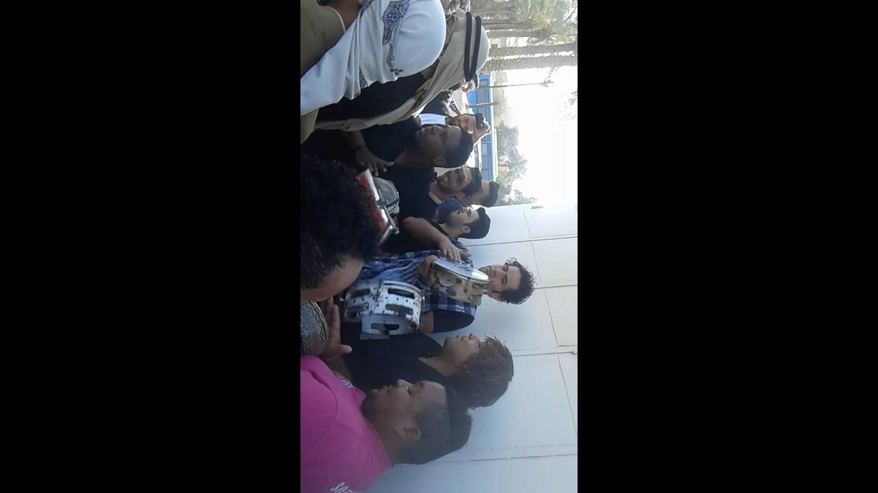 مزاهر ابو شعيفان في الجامعه المستنصريه حفله تنكريه