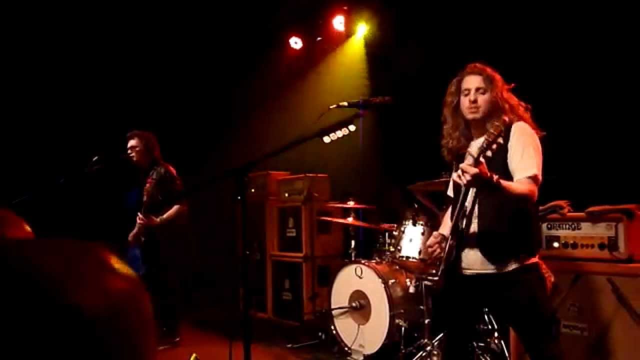 CALIFORNIA BREED strong LIVE @ POSTBAHNHOF BERLIN 23-11-2014