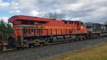 NS 204 Intermodel Taylors, SC w/Original NS trailing 3rd of 3
