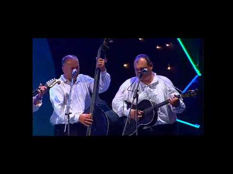Mira Željko Witovsky i Ravnica   Podravci svaka čast en YouTube