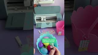 Ostereier &amp; Osterkörbe personalisieren ✂️ | DIY Osterdeko mit Cricut