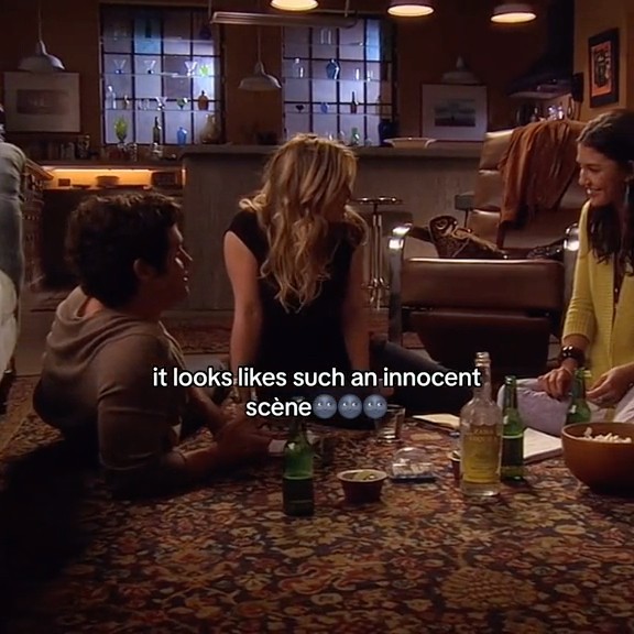 This scene was so unnecessary and not it😭 #gossipgirl #blairwaldorf #serenavanderwoodsen #shorts