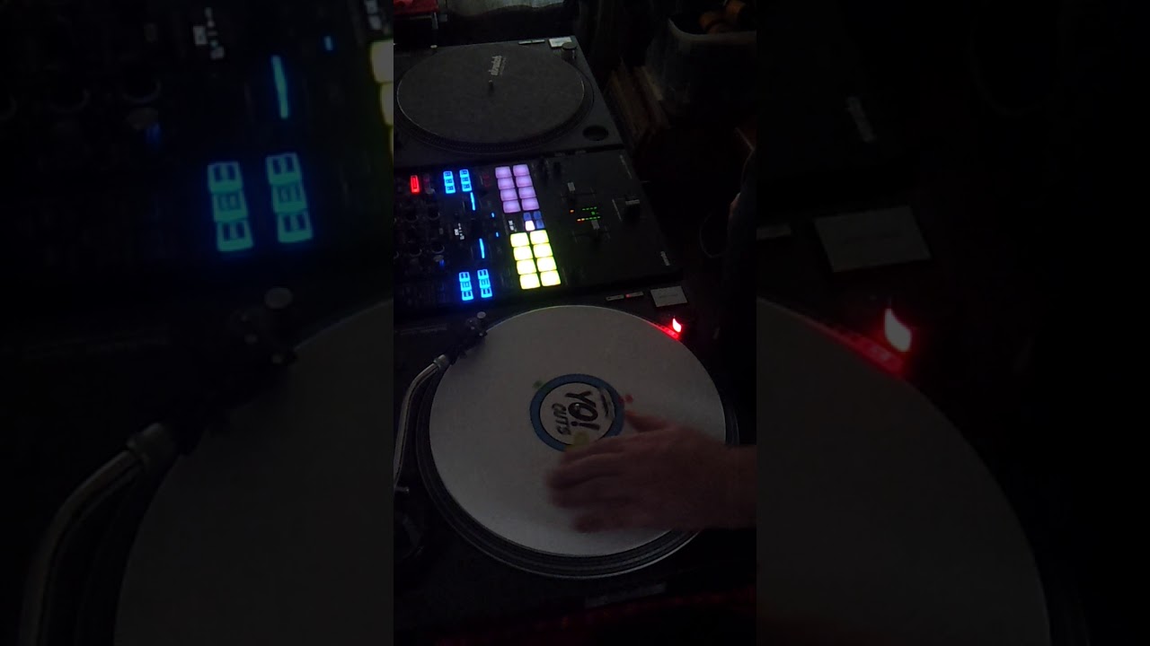 Scratching Day 8.  Baby Scratch Triplets increased audio nytetime mix