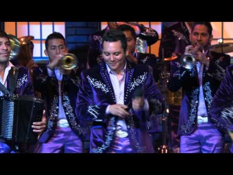 Banda La Trakalosa nos cantan "San Lunes"