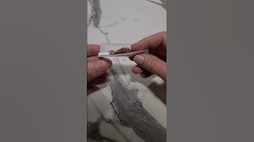 how to roll a cigarette