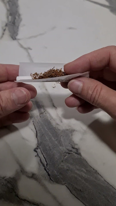how to roll a cigarette