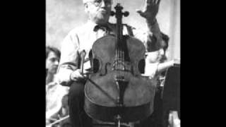 Rostropovich plays Suite fo Cello Solo no. 2 - by Benjamin Britten (3. Scherzo)